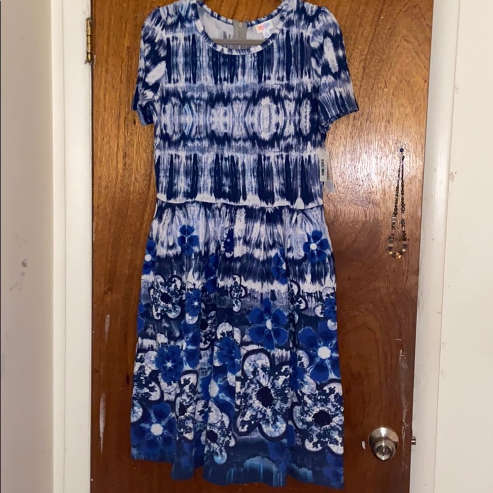 Lularoe Amelia